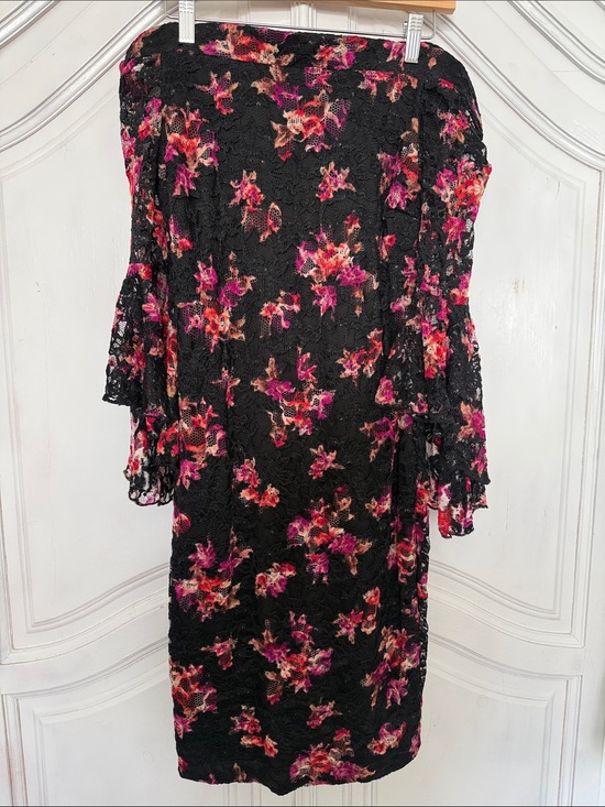 VENUS Dresses & Skirts - Venus Floral Lace Off-the-Shoulder Dress Bodycon Woman Size 10 Coquette Renfaire